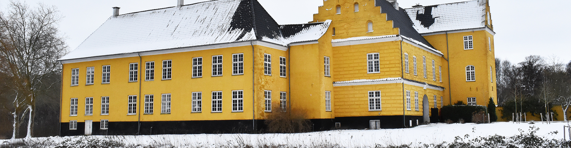 Lykkeholm slot venstre side